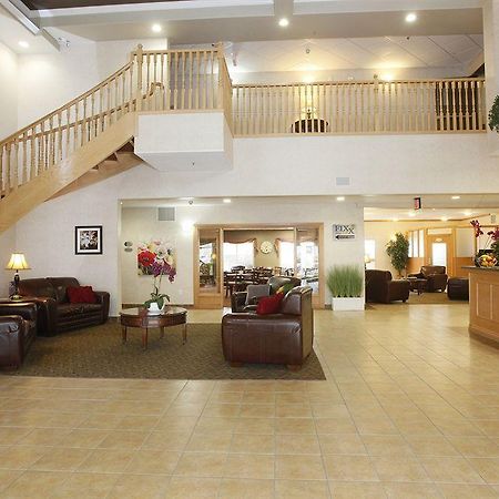 Stonebridge Hotel Dawson Creek Exterior photo